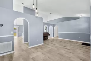 12076 Elgin Blvd, Spring Hill, FL 34608 - Photo 7