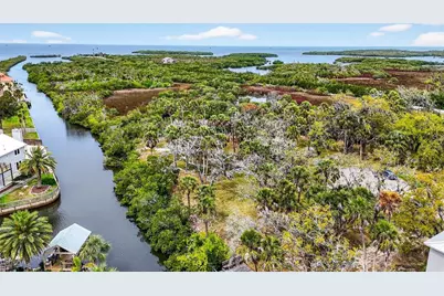 5400 Tropical Woods Court, Port Richey, FL 34668 - Photo 19