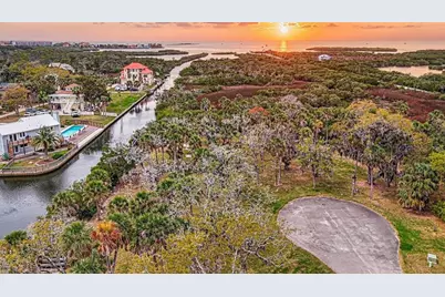 5400 Tropical Woods Court, Port Richey, FL 34668 - Photo 5