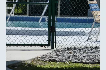 2211 Eisenhower Drive #106, Dunedin, FL 34698 - Photo 7