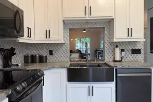 6816 Dali Ave, Land O Lakes, FL 34637 - Photo 15