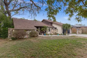 6231 Wayside Ct, Spring Hill, FL 34606 - Photo 3