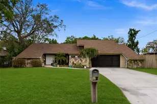 6231 Wayside Ct, Spring Hill, FL 34606 - Photo 1