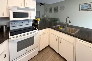 7530 Roy Ct, New Port Richey, FL 34654 - Photo 25