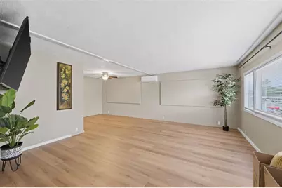 9328 Highpoint Boulevard, Brooksville, FL 34613 - Photo 5