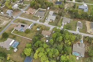 10294 Dotted Wren Ave, Weeki Wachee, FL 34613 - Photo 37