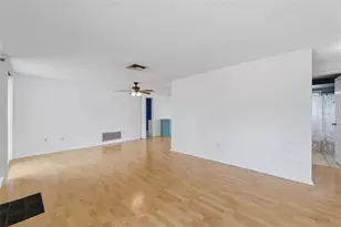 10011 Cherry Creek Ln, Port Richey, FL 34668 - Photo 31