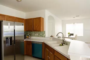 7951 Carriage Pointe Dr, Gibsonton, FL 33534 - Photo 13