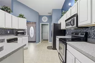 12117 Killian St, Spring Hill, FL 34608 - Photo 15