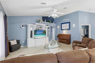 12117 Killian St, Spring Hill, FL 34608 - Photo 11