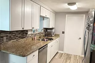 3711 Blackhawk Dr, New Port Richey, FL 34652 - Photo 9