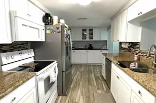 3711 Blackhawk Dr, New Port Richey, FL 34652 - Photo 3