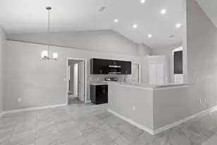 11357 Latchwood Ave, Weeki Wachee, FL 34614 - Photo 9