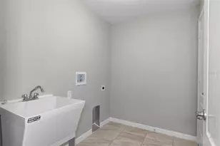 11357 Latchwood Ave, Weeki Wachee, FL 34614 - Photo 17