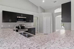 11357 Latchwood Ave, Weeki Wachee, FL 34614 - Photo 11