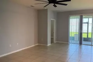 3469 Autumn Amber Dr, Spring Hill, FL 34609 - Photo 5