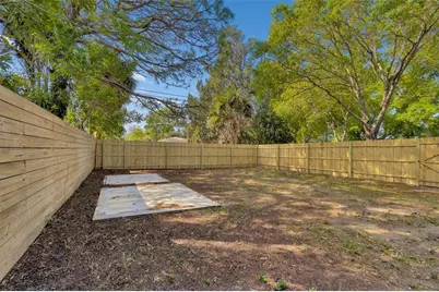 7691 14th Street N, Saint Petersburg, FL 33702 - Photo 17