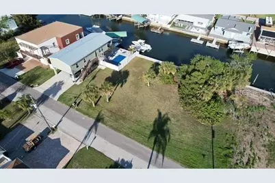 13908 King, Hudson, FL 34667 - Photo 11