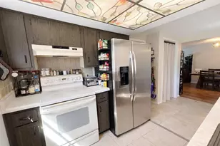 4600 Bowl St, New Port Richey, FL 34652 - Photo 9