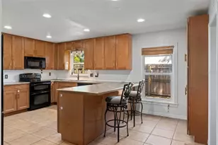 6732 Pomander Ave, New Port Richey, FL 34653 - Photo 13