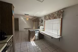 9308 Wolcott Ln, Port Richey, FL 34668 - Photo 9