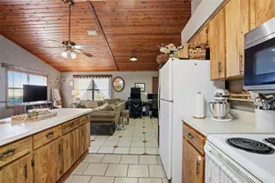 33241 Westwood Dr, Dade City, FL 33523 - Photo 17