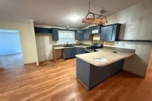 4899 Merlin Cir, Dade City, FL 33523 - Photo 5