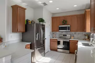 31812 Spoonflower Cir, Wesley Chapel, FL 33545 - Photo 17