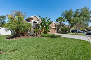 11129 Oyster Bay Cir, New Port Richey, FL 34654 - Photo 3