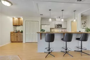 1021 Waterfall Dr, Spring Hill, FL 34608 - Photo 17