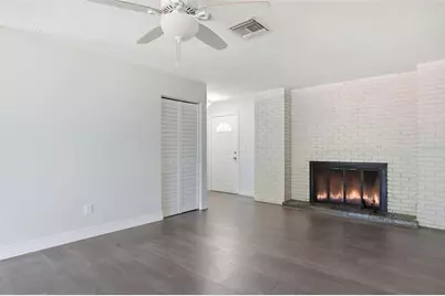 11519 Spring Hill Drive, Spring Hill, FL 34609 - Photo 9