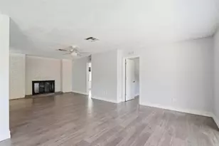 11519 Spring Hill Dr, Spring Hill, FL 34609 - Photo 7