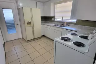 7920 Pineapple Ln, Port Richey, FL 34668 - Photo 7