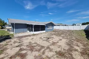 7920 Pineapple Ln, Port Richey, FL 34668 - Photo 17