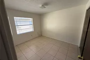 10408 N Mitchell Ave, Tampa, FL 33612 - Photo 7