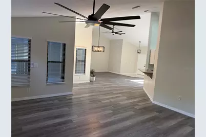 994 E Crown Of Roses Loop, Inverness, FL 34453 - Photo 5