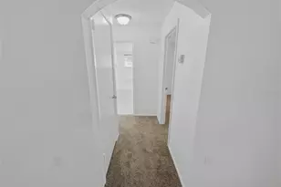 8201 Sudbury Dr, Port Richey, FL 34668 - Photo 21