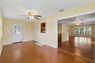 8105 Casuarina Dr, Port Richey, FL 34668 - Photo 17
