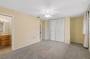 8105 Casuarina Dr, Port Richey, FL 34668 - Photo 25