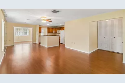 8105 Casuarina Drive, Port Richey, FL 34668 - Photo 7