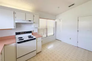 12405 Stagecoach Ln, Hudson, FL 34667 - Photo 5