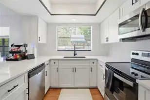 5485 Pinehurst Dr, Spring Hill, FL 34606 - Photo 11