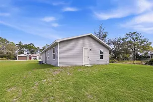 10370 Golden Ave, Weeki Wachee, FL 34613 - Photo 47