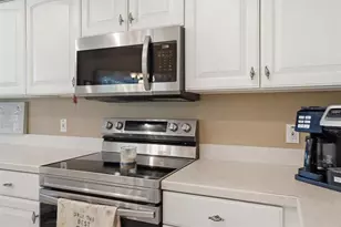 11408 Alden Ct, Hudson, FL 34667 - Photo 17