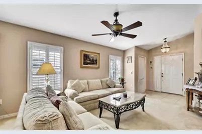 209 Winthrop Drive, Spring Hill, FL 34609 - Photo 5