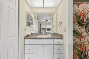 1130 Orange Tree Cir W, Palm Harbor, FL 34684 - Photo 17