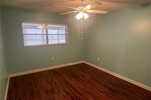 11718 Bayonet Ln, New Port Richey, FL 34654 - Photo 13