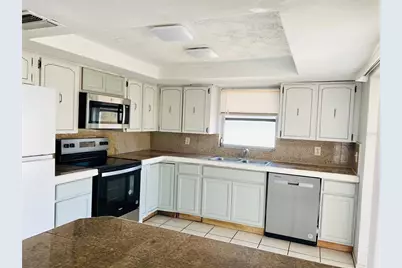 7811 Embassy Boulevard, Port Richey, FL 34668 - Photo 7