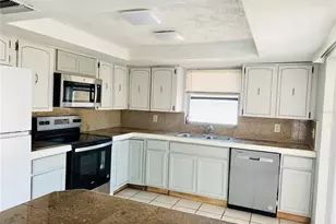 7811 Embassy Blvd, Port Richey, FL 34668 - Photo 7