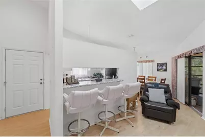 9484 Nakoma Way #9484, Weeki Wachee, FL 34613 - Photo 5